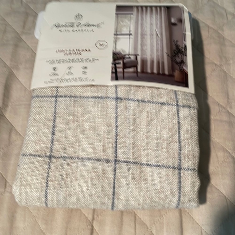 Hearth & Hand with Magnolia light filtering curtain